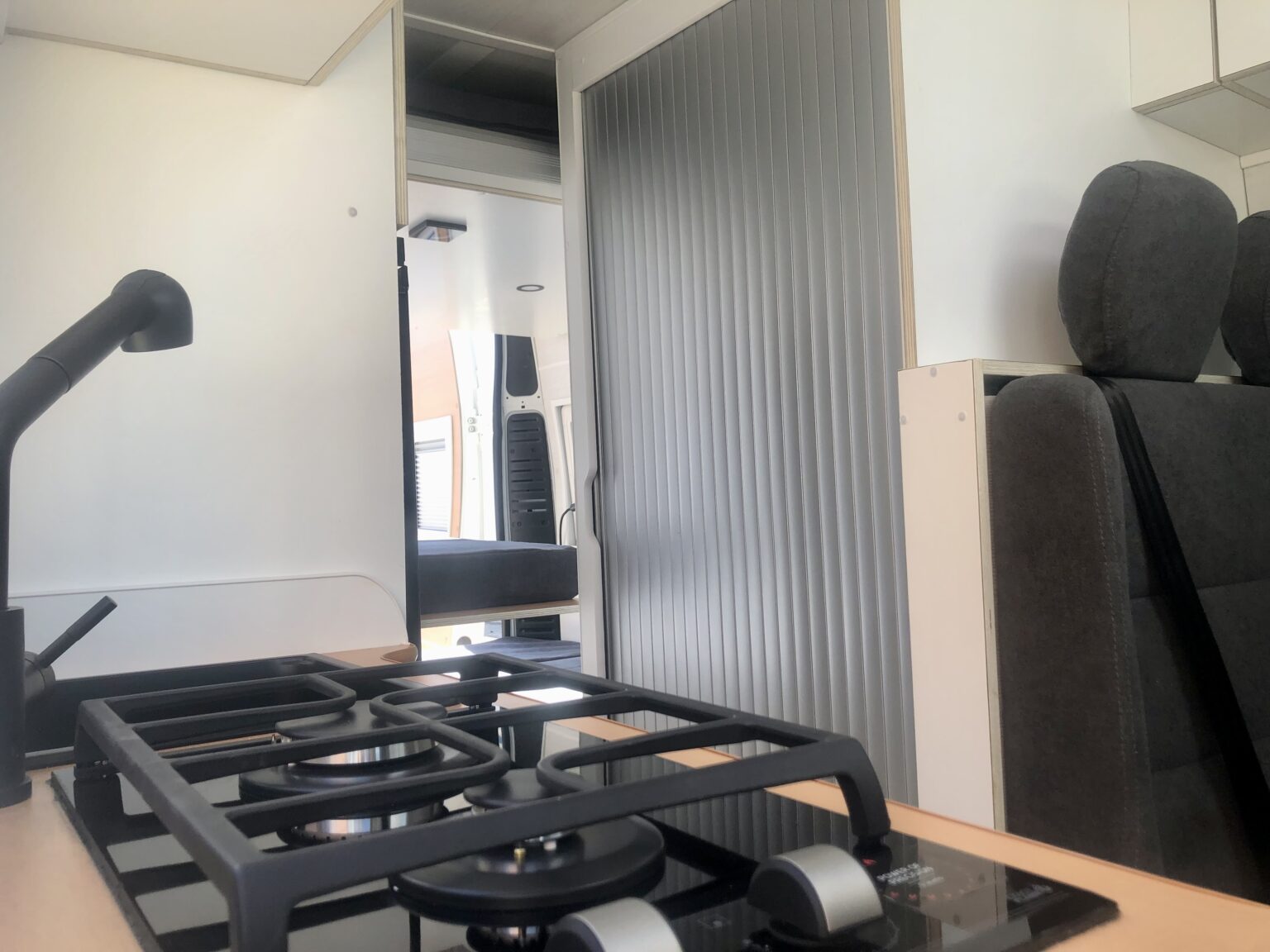 Diseño y fabricación de muebles a medida para furgonetas camper