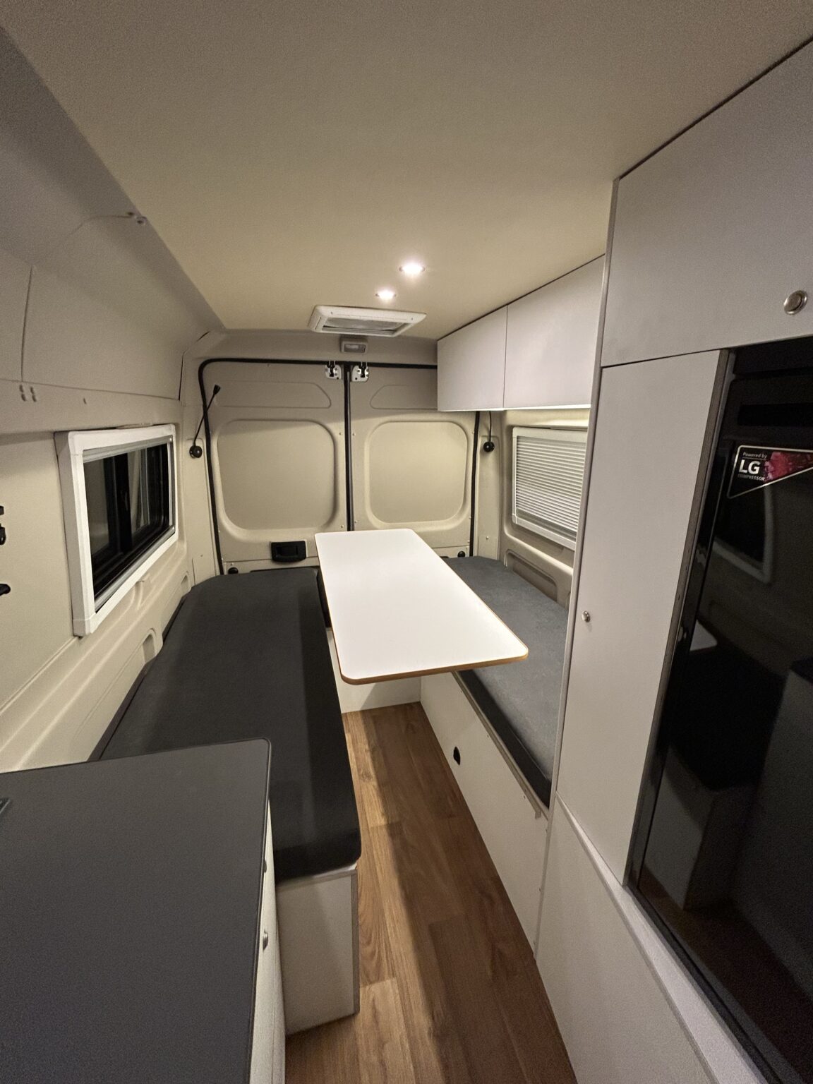 Vivir Sobre Ruedas: Diseño de interiores funcionales para campers